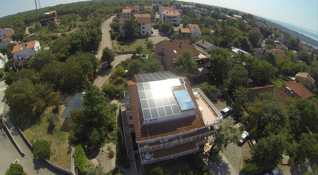 Apartments And Rooms Нивице Екстериор снимка